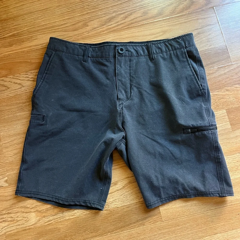 Jacks Surfboards Men’s Gray Hybrid Shorts Size 32